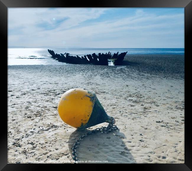 Ship Wreck. Framed Print by Tony Williams. Photography email tony-williams53@sky.com