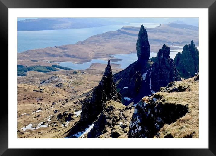 The Old Man of Storr, Isle of Skye, Scotland Framed Mounted Print by John Robertson