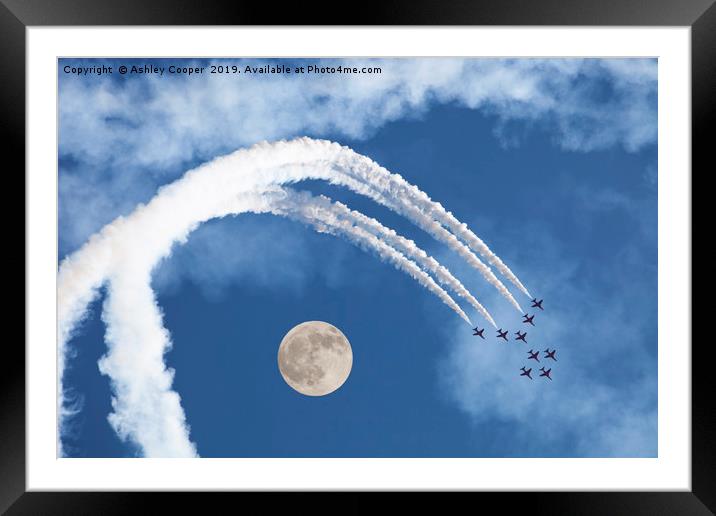 Moon flight. Framed Mounted Print by Ashley Cooper