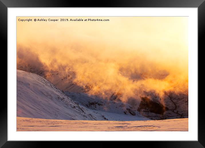 The gloaming. Framed Mounted Print by Ashley Cooper