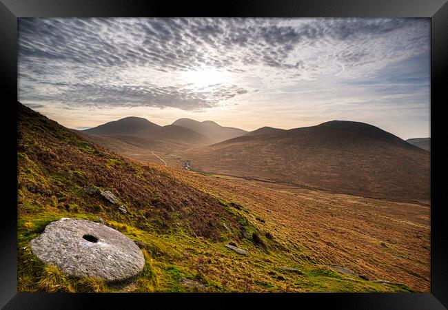 The Mourne mountains Framed Print by gary telford