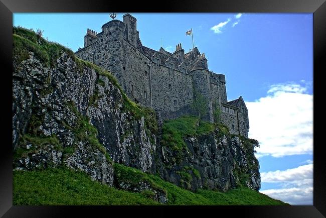 Duart Castle, Isle of Mull Framed Print by Martin Smith
