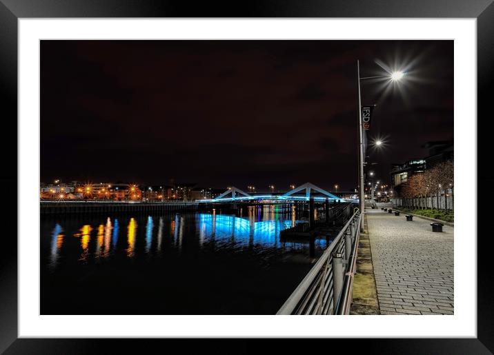 Broomielaw At Night Framed Mounted Print by Ronnie Reffin