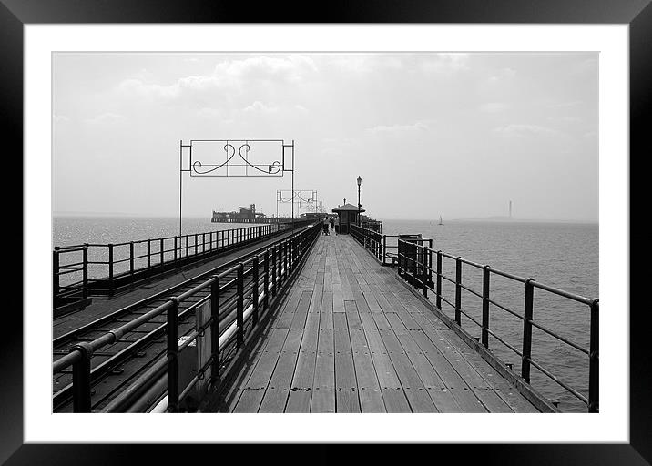 SOUTHEND PIER Framed Mounted Print by Ray Bacon LRPS CPAGB