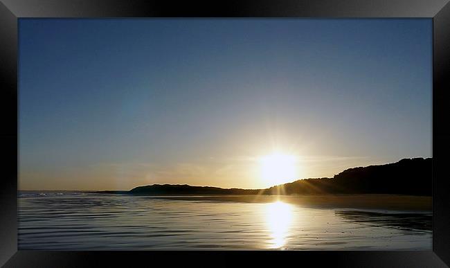 Sunset At Balmedie Beach, Aberdeenshire Framed Print by Pat Carroll