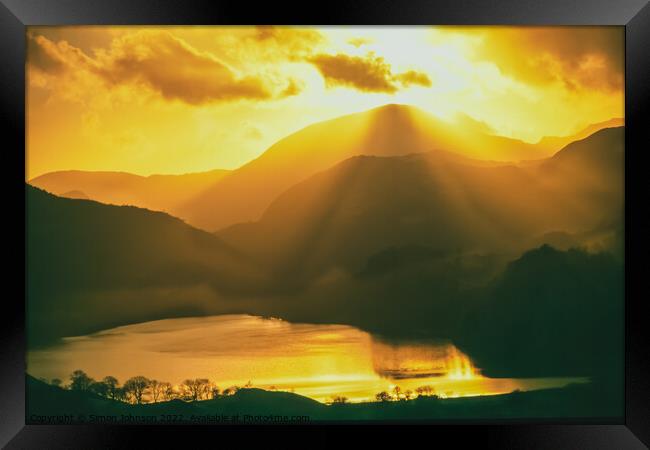 Snowdonia sunburst Framed Print by Simon Johnson