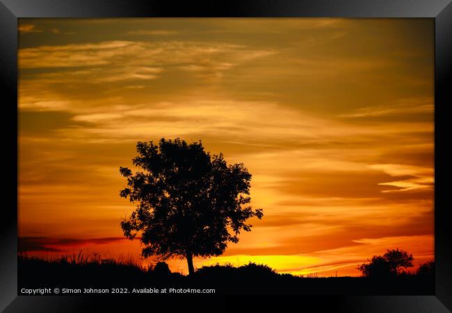 Sky sun Framed Print by Simon Johnson