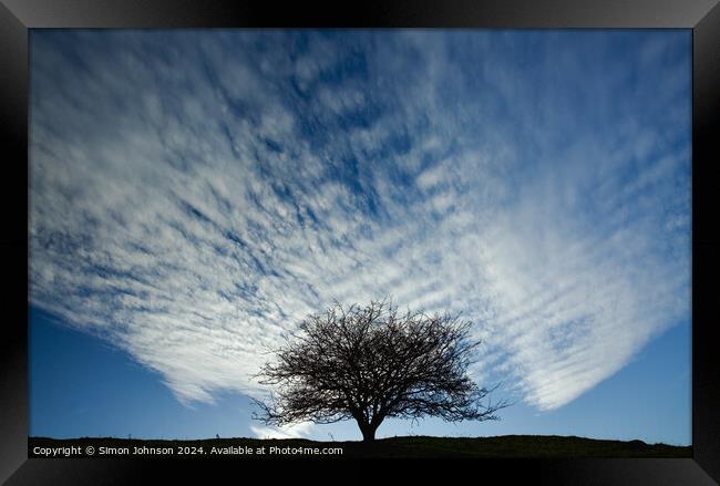 Sky cloud Framed Print by Simon Johnson