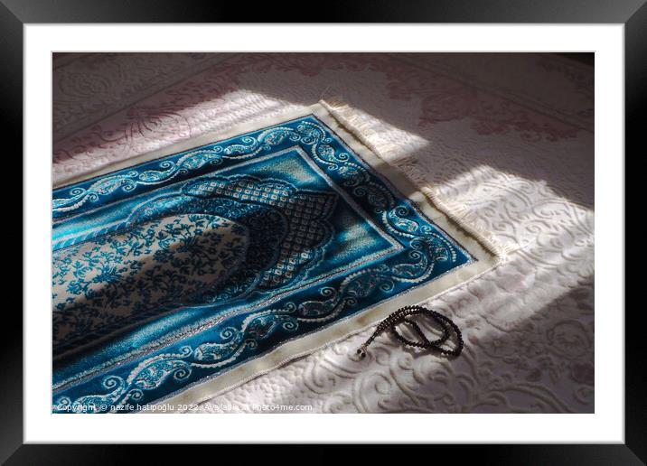 Prayer rug for praying in Islam, prayer rug and rosary laid unde Framed Mounted Print by nazife hatipoğlu