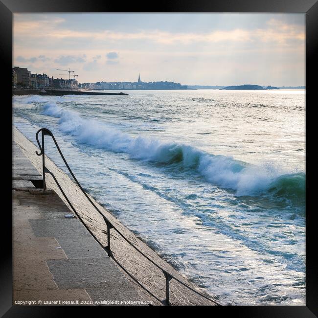 Wave on the Saint-Malo dike Framed Print by Laurent Renault
