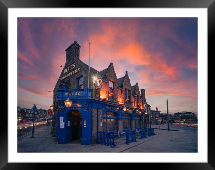 Ryrie’s Bar, Edinburgh at sunset Framed Mounted Print by Steven Lennie