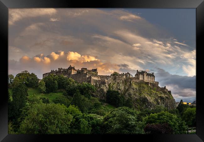 Edinburgh Castle Golden Hour Framed Print by Steven Lennie