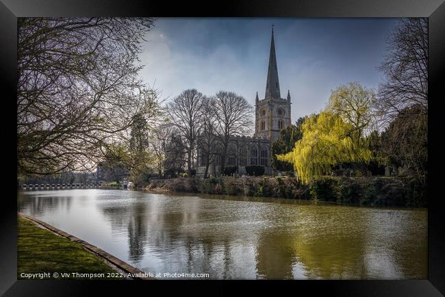 Along the Riverbank, Stratford Upon Avon Framed Print by Viv Thompson