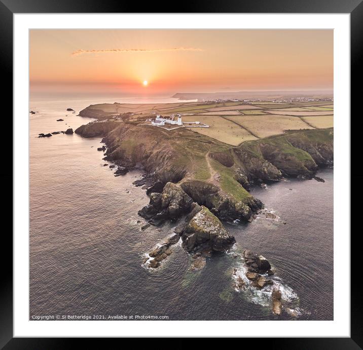 Southerly Glow Framed Mounted Print by Si Betteridge