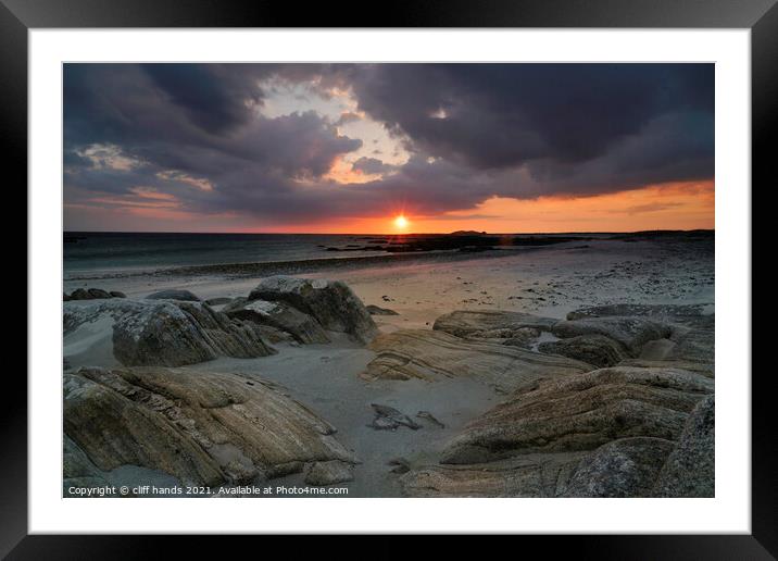 South Uist sunset, Outer Hebrides  Framed Mounted Print by Scotland's Scenery