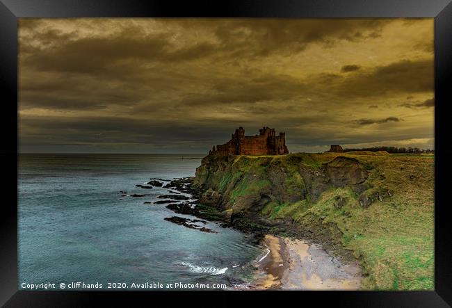 Tantallon Castle Framed Print by Scotland's Scenery