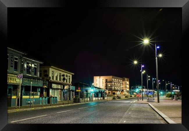 Seaburn Coast road at night Framed Print by simon cowan