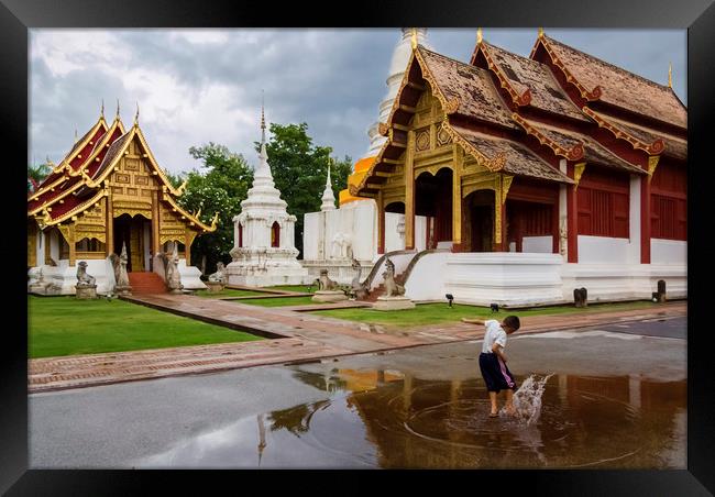 Chiang Mai , Thailand , Wat Phra Singh Framed Print by hector Christiaen