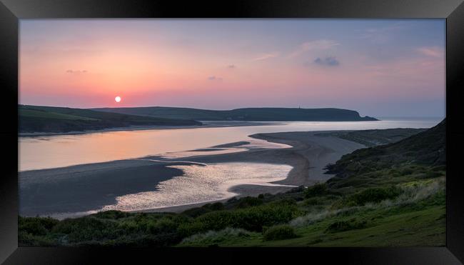 Dipping Sun, Camel Estuary, Cornwall Framed Print by Mick Blakey