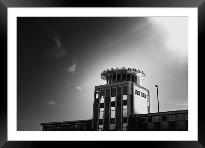 Clarence Pier, Southsea Framed Mounted Print by Mark Jones