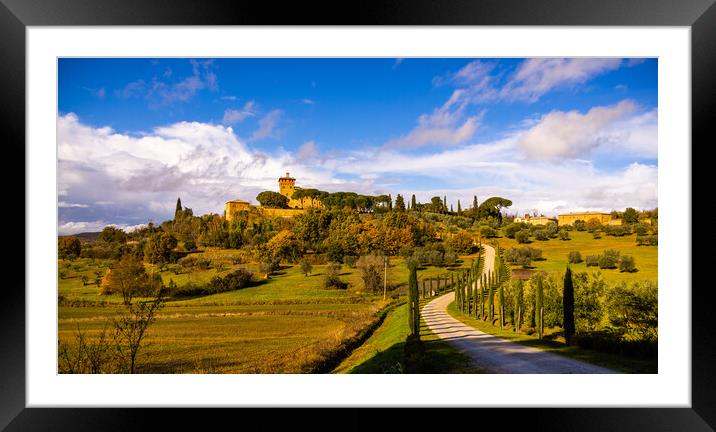 Beautiful country estate in Tuscany Italy  Framed Mounted Print by Erik Lattwein