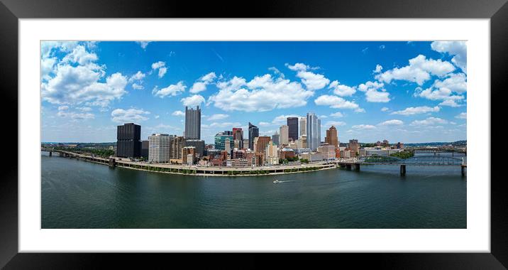 City of Pittsburgh - panoramic aerial view - PITTSBURGH, USA - JUNE 09, 2023 Framed Mounted Print by Erik Lattwein