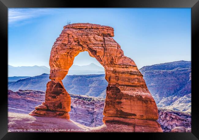 Delicate Arch Arches National Park Moab Utah Framed Print by William Perry