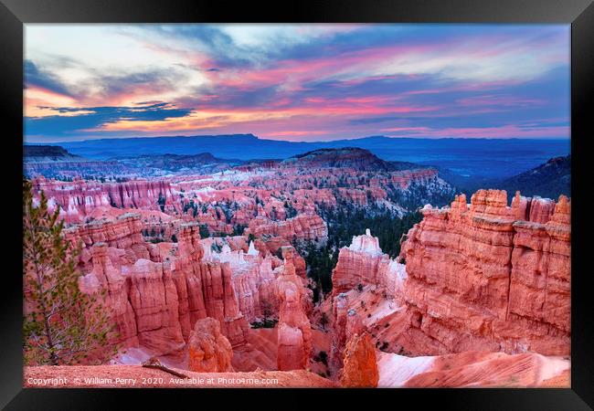 Thor's Hammer Sunset Point Bryce Canyon National P Framed Print by William Perry