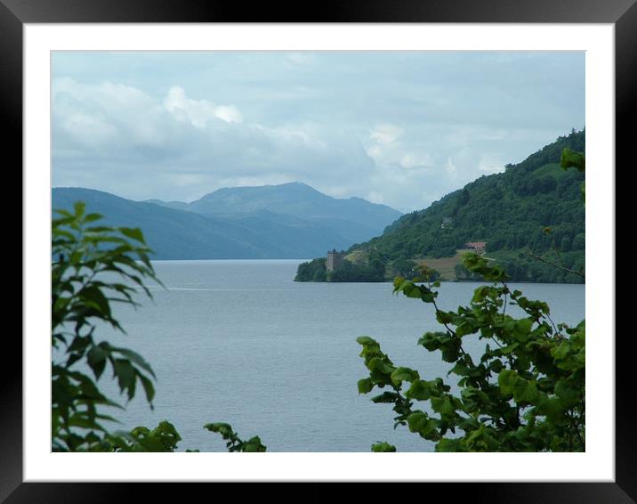 Urquhart Castle Framed Mounted Print by Gary Archer
