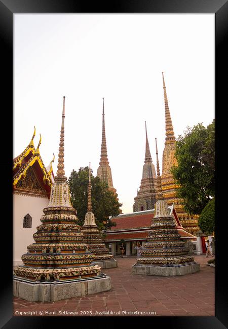 A 5th group of stupa at Phra Chedi Rai in Wat Pho Framed Print by Hanif Setiawan