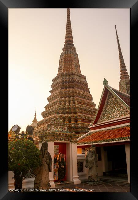 Third entrance view to Phra Chedi Rai at Wat Pho Framed Print by Hanif Setiawan