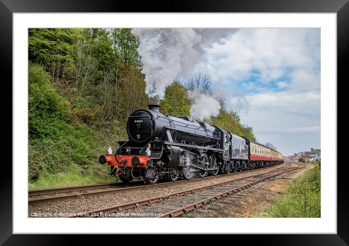 North Yorkshire moors train leaving right on time Framed Mounted Print by Richard Perks