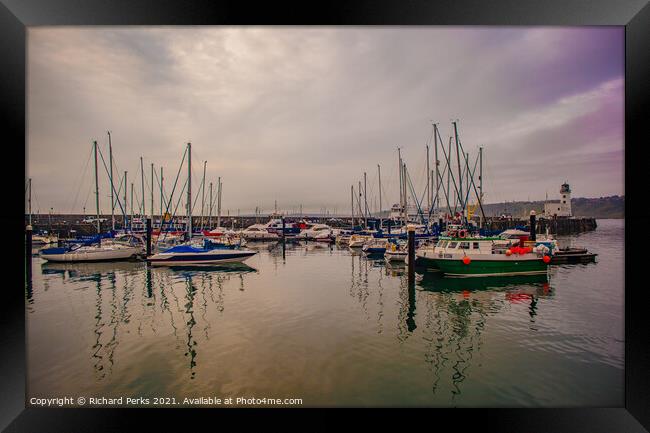 Scarborough Harbour before the storm Framed Print by Richard Perks