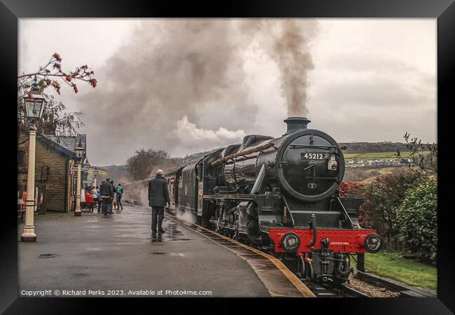 Keighley and Worth Valley Mince Pie express  Framed Print by Richard Perks