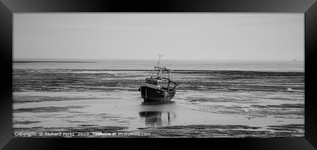 waiting for the sea Framed Print by Richard Perks