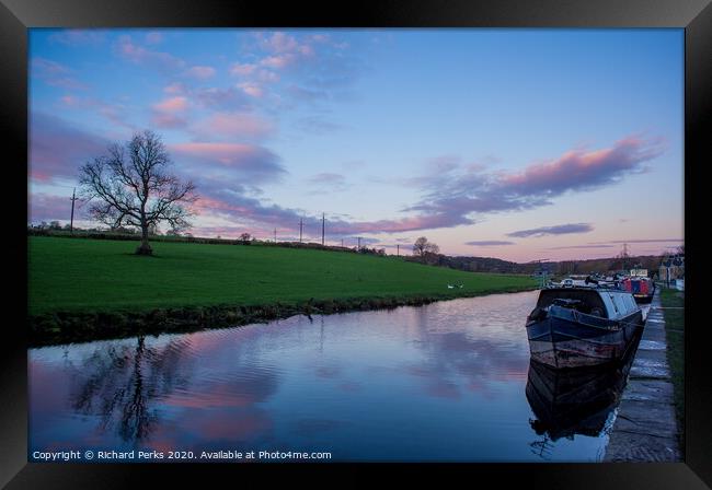 Moored up on the Leeds Liverpool canal Framed Print by Richard Perks