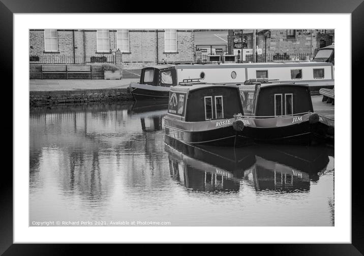 Rosie and Jim in reflective mood Framed Mounted Print by Richard Perks