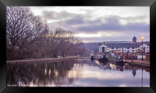 A calm morning on the Leeds - Liverpool canal Framed Print by Richard Perks