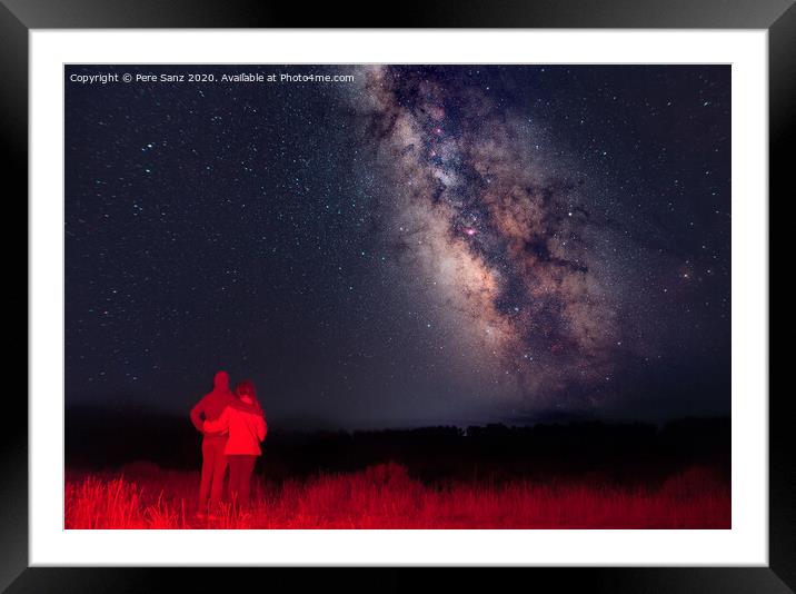 Couple looking at the milky way Framed Mounted Print by Pere Sanz