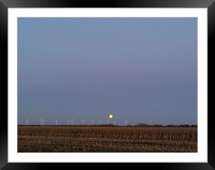Full Moon at the Horizon Framed Mounted Print by Torsten Radtke