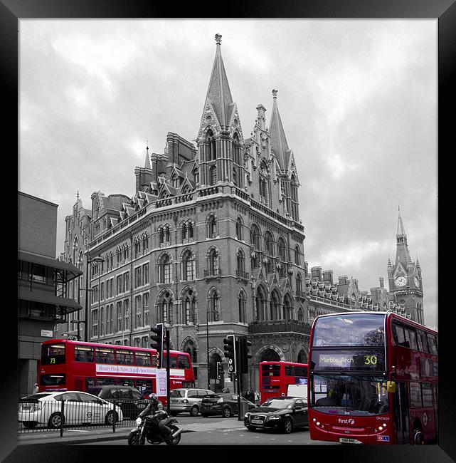 St Pancras Station BW Framed Print by David French