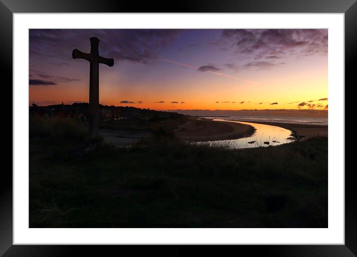 River Aln Estuary Alnmouth Northumberland Framed Mounted Print by David Thompson
