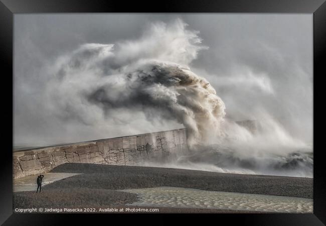 Stormy sea at Newhaven port I Framed Print by Jadwiga Piasecka