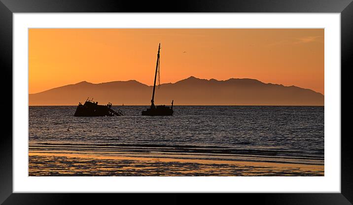 Kaffir shipwreck Ayr at sunset Framed Mounted Print by Allan Durward Photography