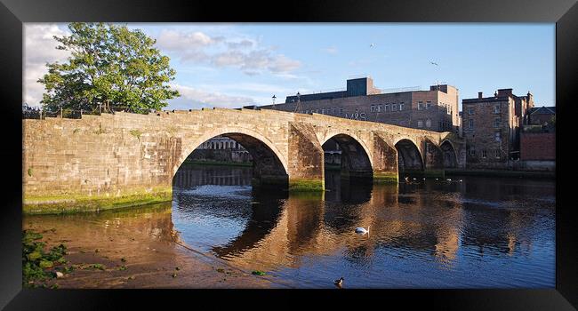 The Auld Brig Ayr, River Ayr crossing Framed Print by Allan Durward Photography