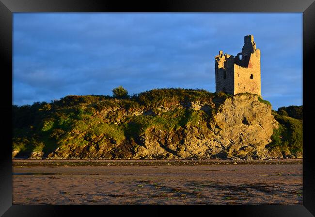 Greenan Castle, Ayr, in low sunlight Framed Print by Allan Durward Photography