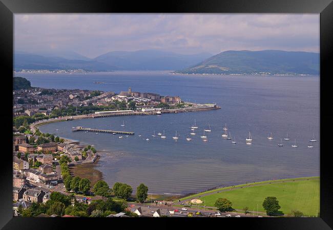 Waverley paddle steamer passing Gourock Framed Print by Allan Durward Photography