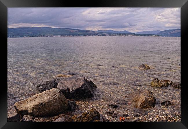 Rocky beach in Inverclyde and Dunoon Framed Print by Allan Durward Photography