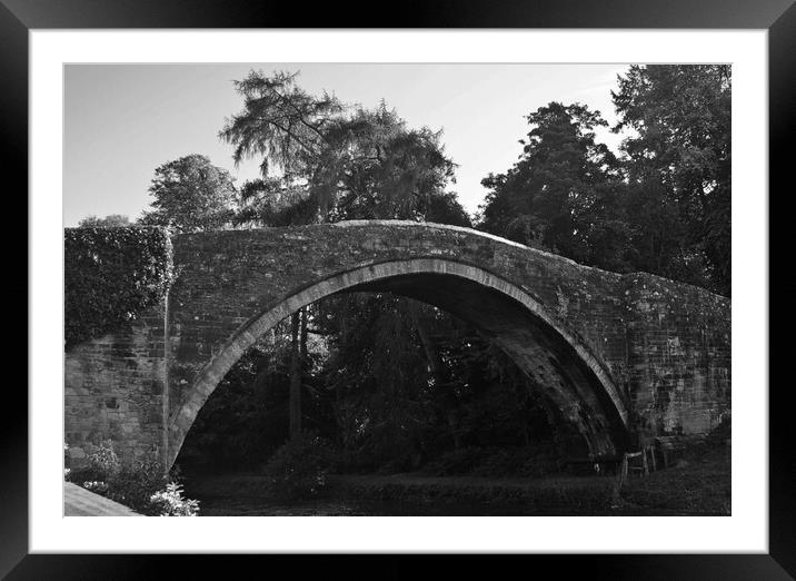 Brig o Doon, Alloway, Burns country Framed Mounted Print by Allan Durward Photography
