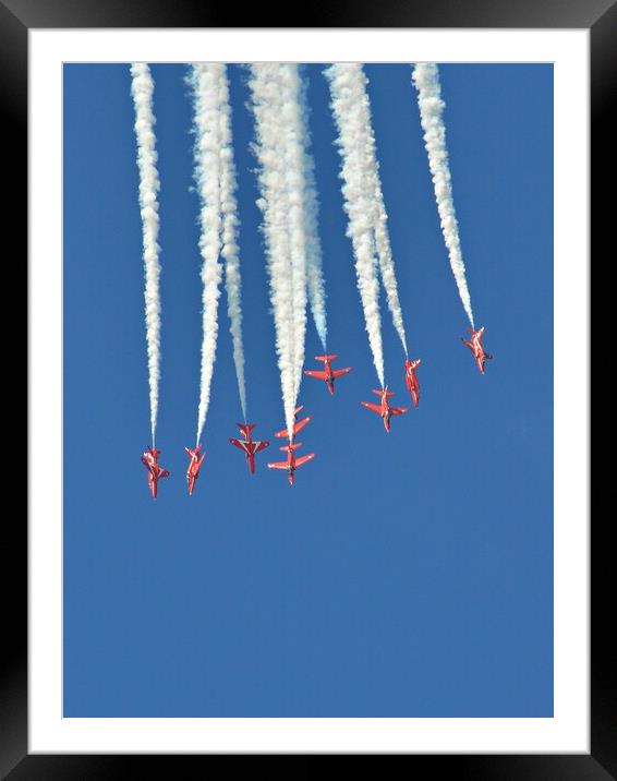 Red Arrows, performing Spaghetti Break Framed Mounted Print by Allan Durward Photography